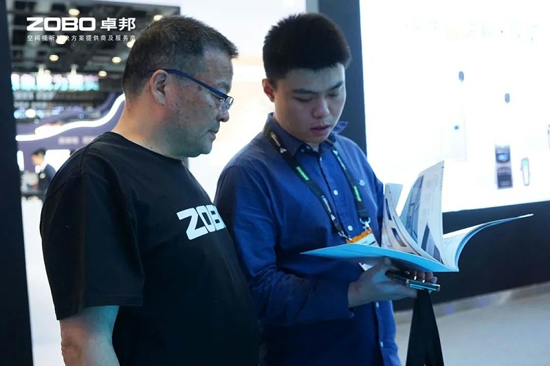 8直击展会首日盛况丨ZOBO草莓视频APP下载污2025北京InfoComm展