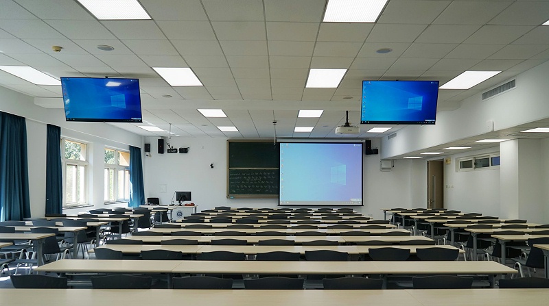 1学校教室草莓视频网站系统有哪些